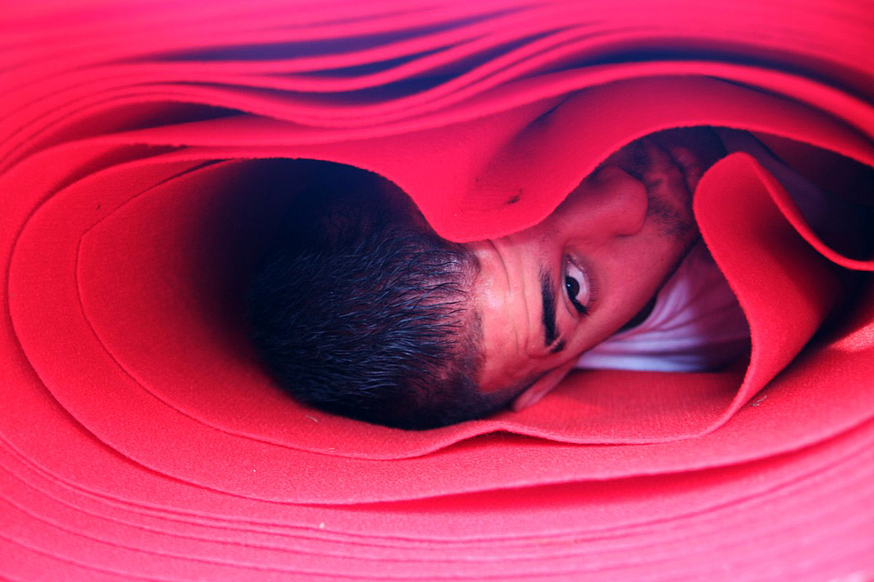 WELOCOME! (caveng_KUNSTASYL photo Khaled Mounem)